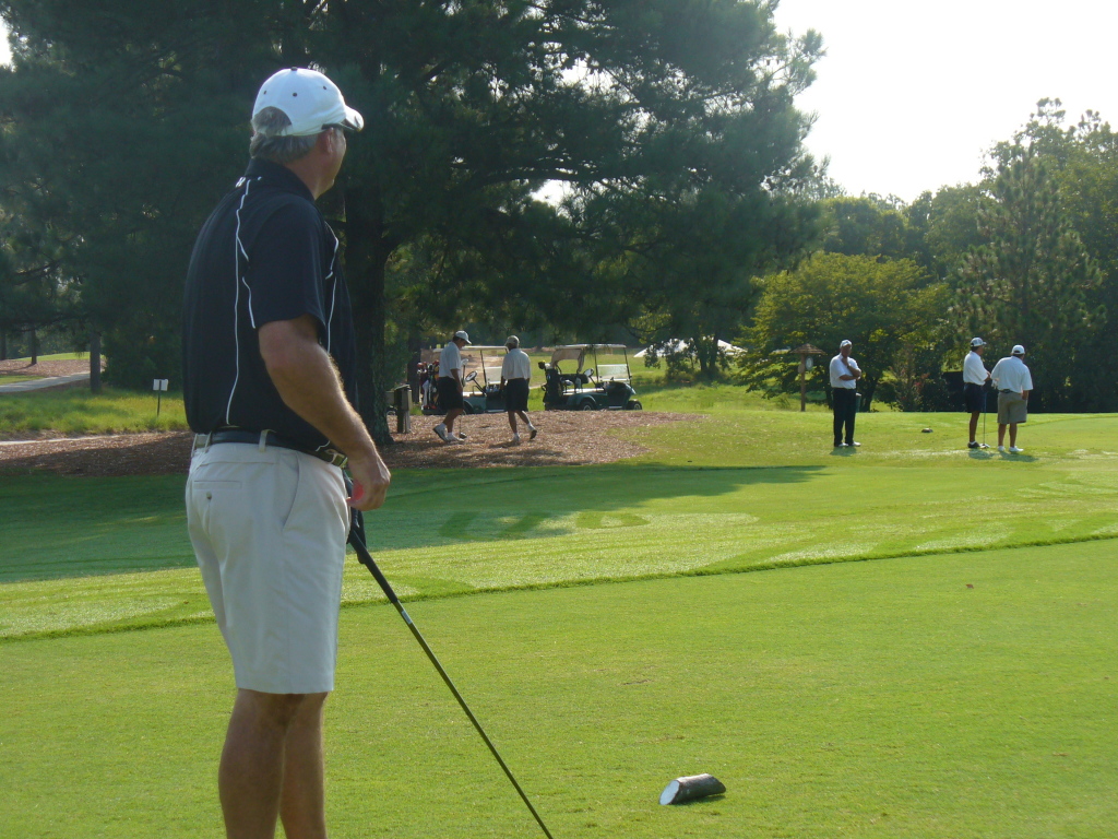 2007/09(Sept)/02(Pinehurst-Rossie-Camera)/1024x768_2006-09-29 16-15-56.JPG